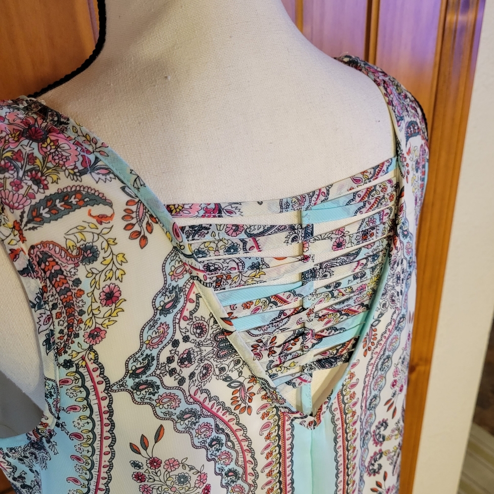 NWT Dress - Picture 2 of 6
